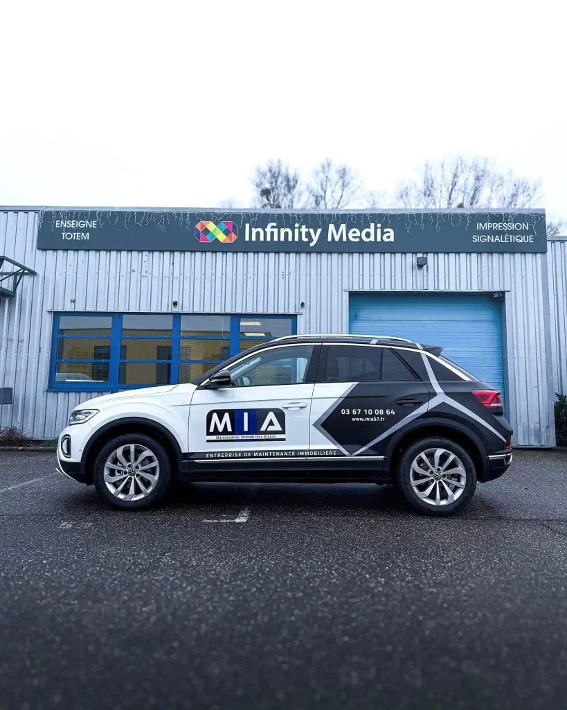 Semi covering pour les véhicules professionnels de l&rsquo;entreprise MIA à Strasbourg, proche de Fegersheim